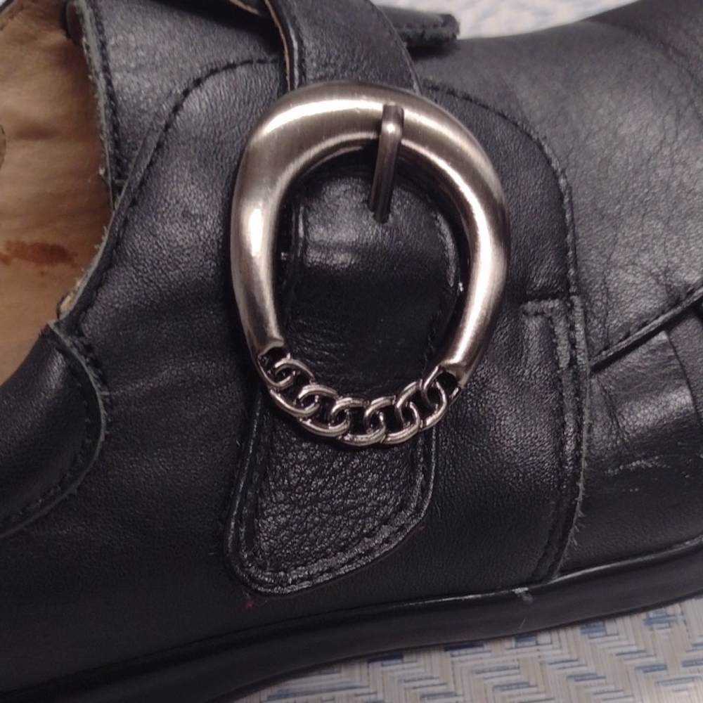 Alegria Black Leather Slip-On Shoes with Silver Buckle Size 39 (8.5) - Picture 9 of 12
